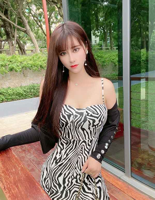 伦敦大学生伴游