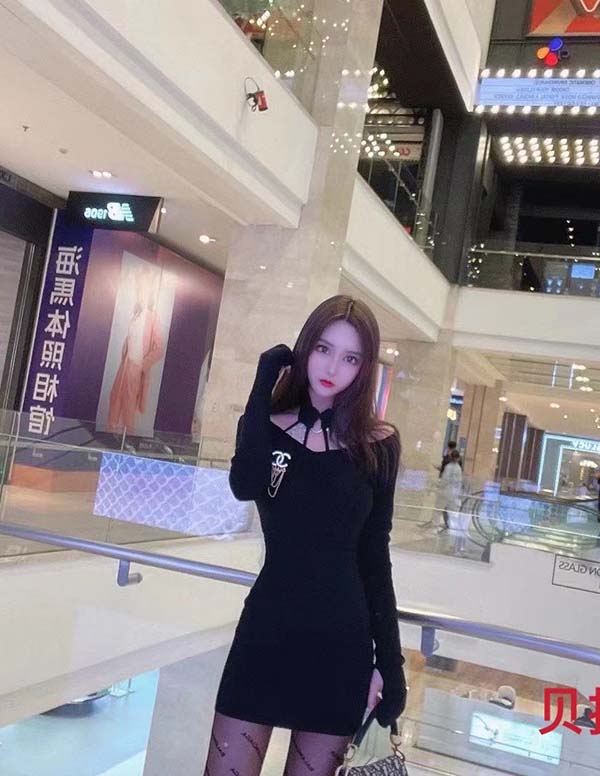 新加坡商务模特微信