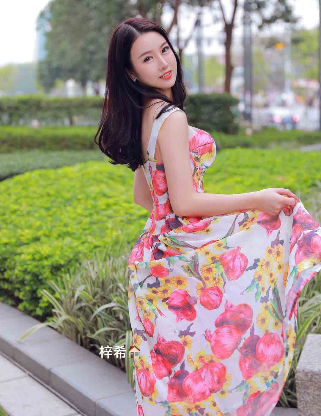 纽约外围女大学生