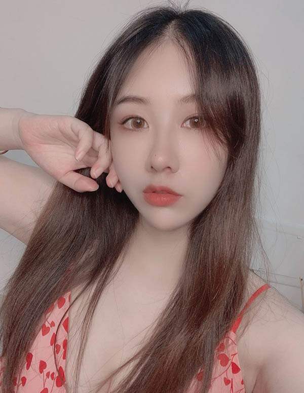 新加坡模特预约伴游